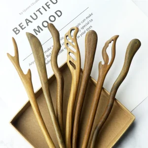 Vintage Green Sandalwood Hair Stick with Chinese Heritage Craftsmanship